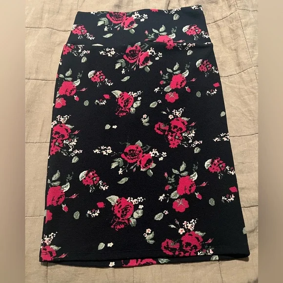 LuLaRoe Cassie pencil skirt, XS, EUC - Picture 1 of 4